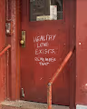 Healthy love exists !!