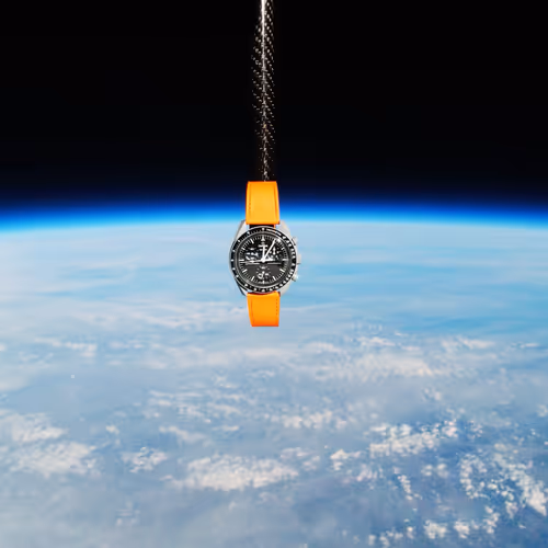 MoonSwatch in Space