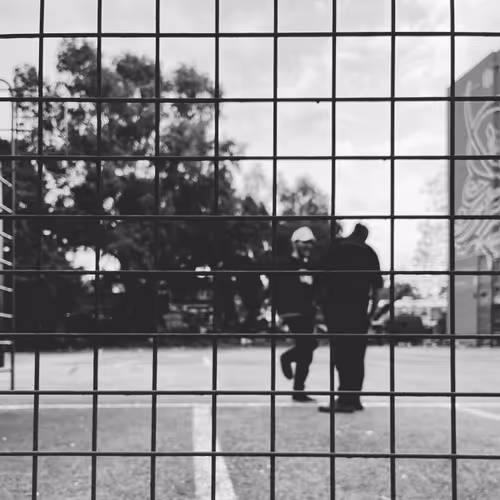 s1e1: five minutes of freedom