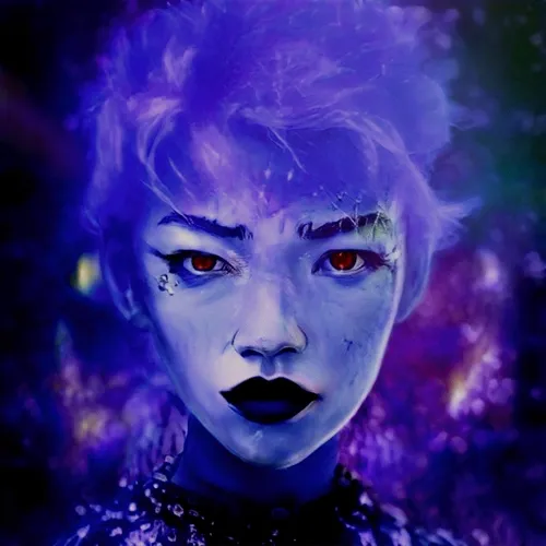 Gloomy Fractured Girls (Foundation)