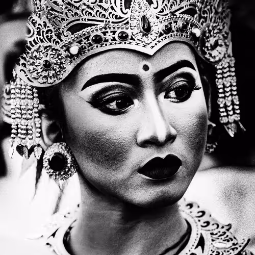 Moments of Encounter by TiBA