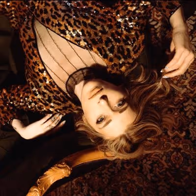 VÉRITÉ - temporary 001