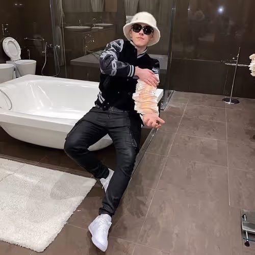 Legendary personalities