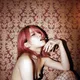 Behind Closed Doors | 密室での