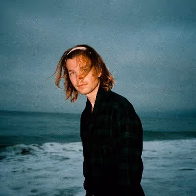 wilter - not looking out the window anymore