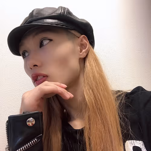 Item #28844510675054363679779527715488115790191086957330320945179442612175005286401 Media