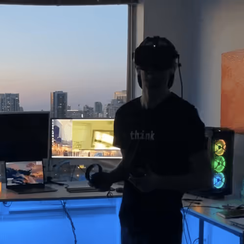 Item #55872932002358229021587123076972926992686554794914399942713773468672457703425 Media