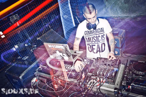 Pendulum - Middle East - 5-3-2012