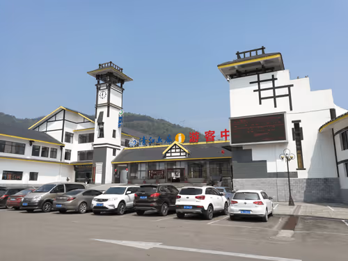 Untitled Collection #122466502