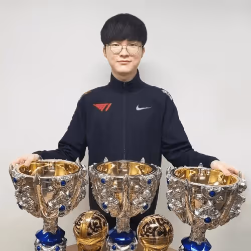 Untitled Collection #43133871