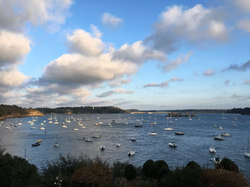 Untitled Collection #197192364