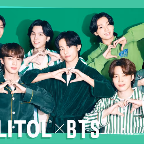 49894.lens-Collect-869