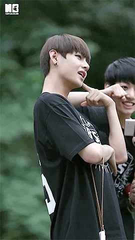 hlam51217073.lens-Collect-164