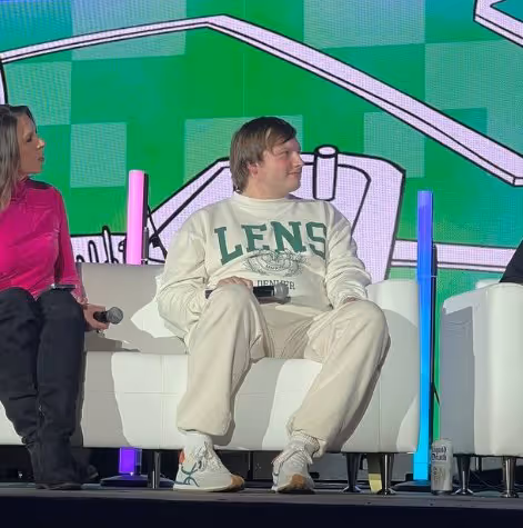 newstyle.lens-Collect-1440