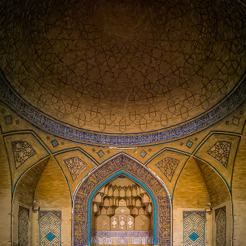 mihrabs of isfahan