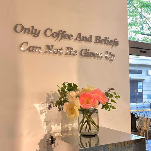 Item #107839786668602559178668060348078522694548577690162289924414440996865 Media