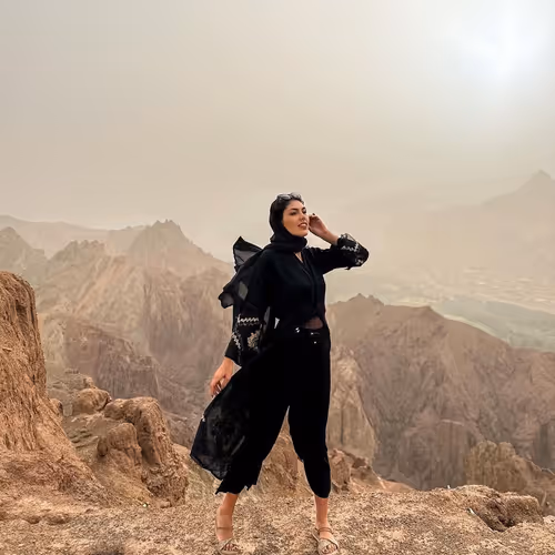 jovana_kvrzic.lens-Collect-405