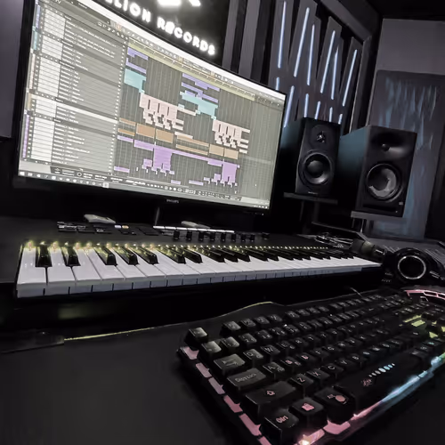 millionrecords.lens-Collect-2662