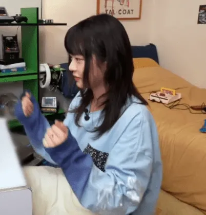 0x051.lens-Collect-1018