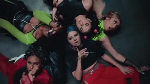 05503.lens-Collect-260