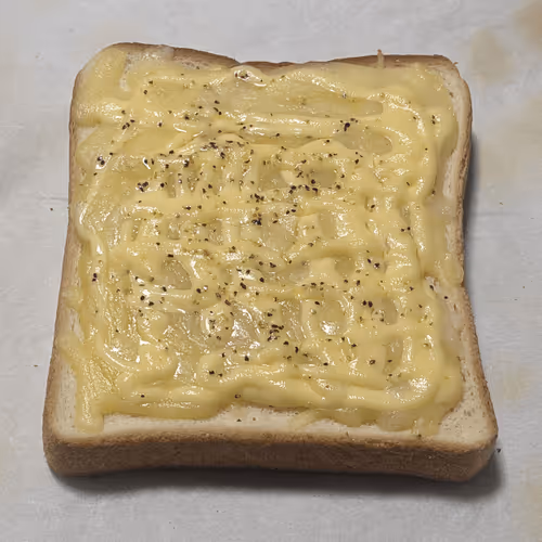 Toast with cheese, mayonnaise and black pepper for UPA!  - Unofficial Feed