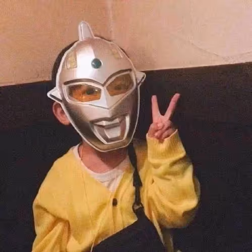 0xe2f0530e68b706d7b1eeaf5b8b8596493e195f19