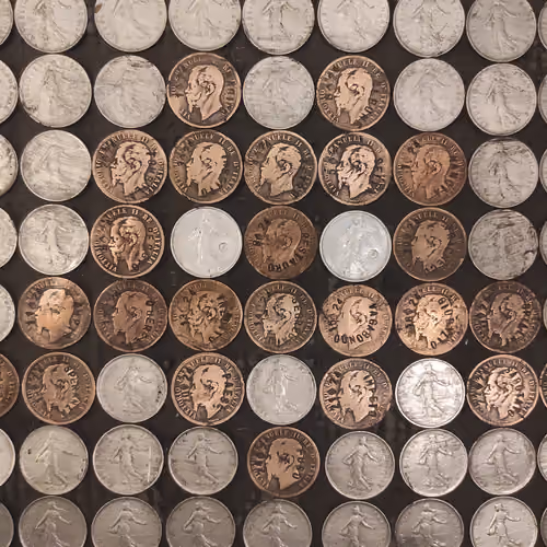 Invader mosaic of 24 tokens sealed in a seed phrase