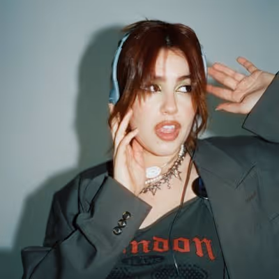 VALÉ - mr. titubeante