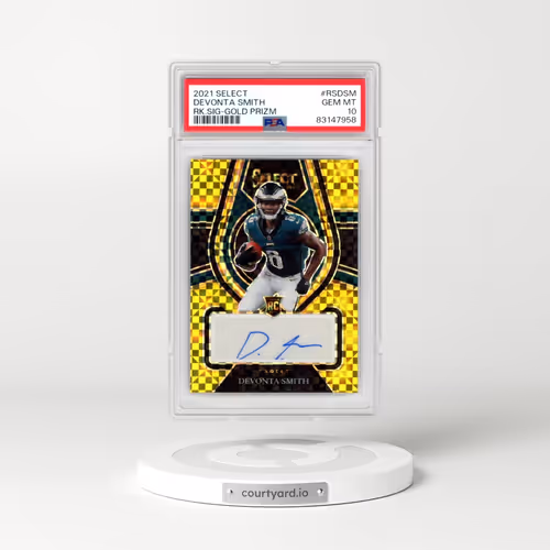 2021 Panini Select Rookie Signatures #RSDSM DeVonta Smith - Gold Prizm (PSA 10 GEM MINT)