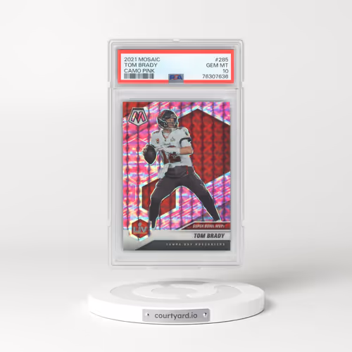 2021 Panini Mosaic #285 Tom Brady - Camo Pink (PSA 10 GEM MINT)