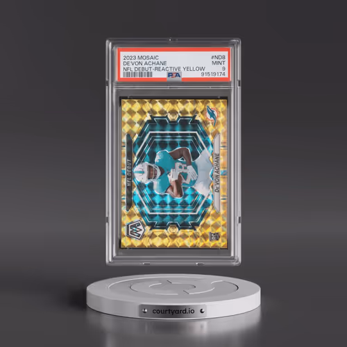 2023 Panini Mosaic NFL Debut #ND8 DE'Von Achane - Reactive Yellow (PSA 9 MINT)