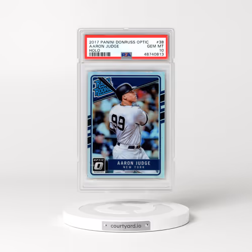2017 Panini Donruss Optic #38 Aaron Judge - Holo (PSA 10 GEM MINT)