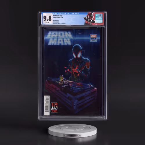 Iron Man #12 CGC 9.8 White Pages (Marvel Comics, 11/21) - Universal Variant Edition