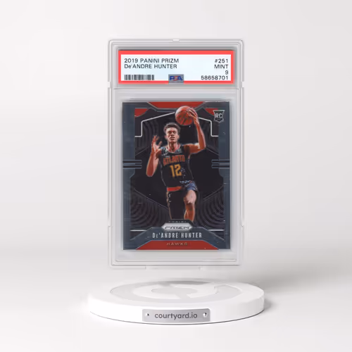 2019 Panini Prizm #251 DE'Andre Hunter (PSA 9 MINT)