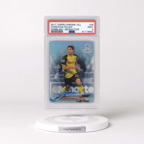 2017 Topps Chrome UEFA Champions League #25 Christian Pulisic - Dribbling-Refractor (PSA 9 MINT)