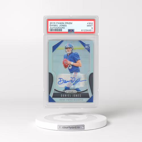 2019 Panini Prizm #302 Daniel Jones - Autograph (PSA 9 MINT)
