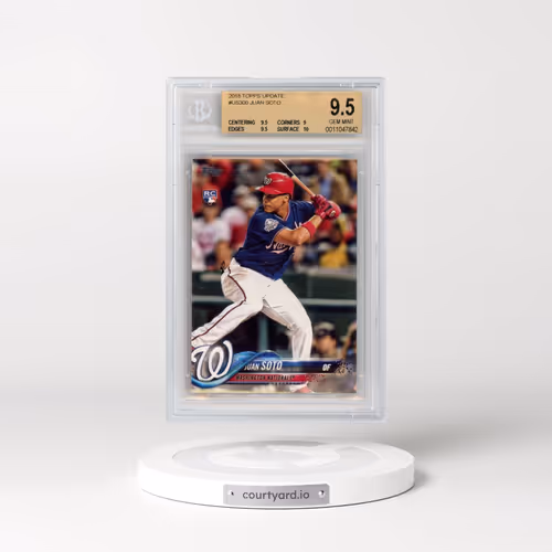 2018 Topps Update #US300 Juan Soto - Batting (BGS 9.5 GEM MINT)