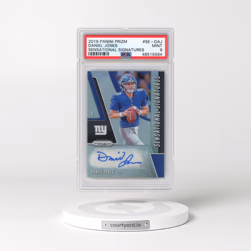 2019 Panini Prizm Sensational Signatures #SEDAJ Daniel Jones (PSA 9 MINT)