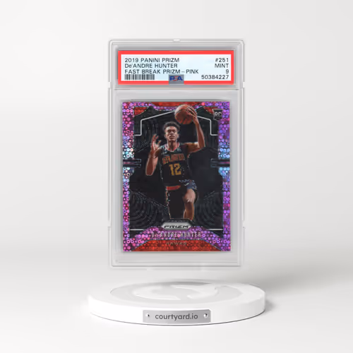 2019 Panini Prizm #251 DE'Andre Hunter - Fast Break Prizm-Pink (PSA 9 MINT)