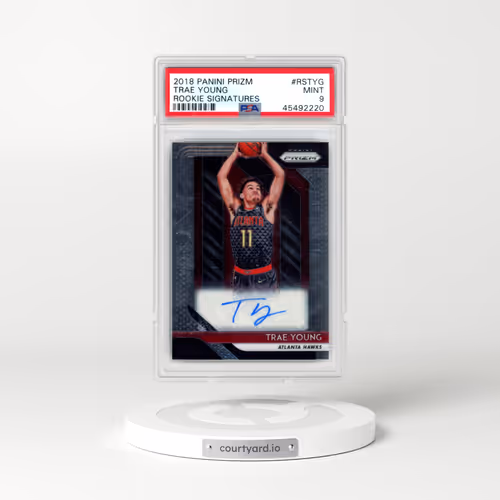 2018 Panini Prizm Rookie Signatures #RSTYG Trae Young (PSA 9 MINT)