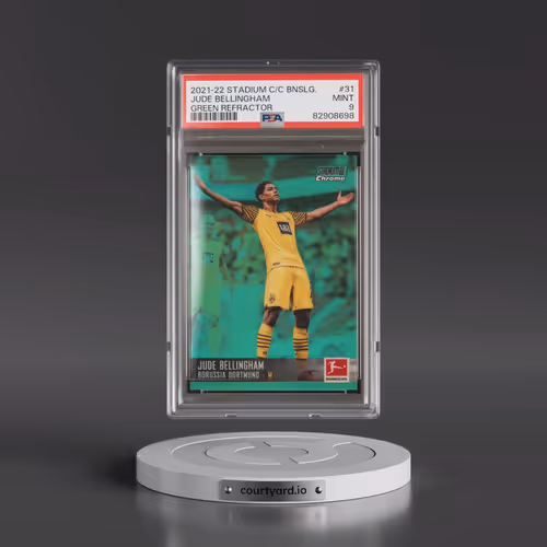 2021 Topps Stadium Club Chrome Bundesliga #31 Jude Bellingham - Green Refractor (PSA 9 MINT)
