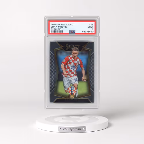 2015 Panini Select #68 Luka Modric - Running (PSA 9 MINT)