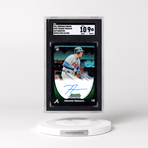 2011 Bowman Chrome #205 Freddie Freeman - Auto. Refractor (SGC 9 MINT)