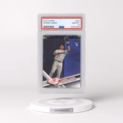 2017 Topps #287 Aaron Judge - Catching (PSA 10 GEM MINT)