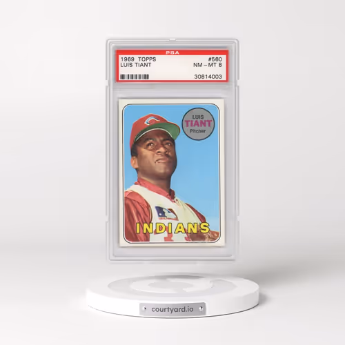 1969 Topps #560 Luis Tiant (PSA 8 NM-MT)