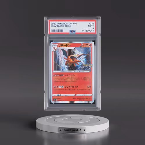 2022 Pokémon Go #010 Charizard - Holo (PSA 9 MINT)