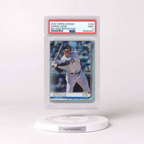 2019 Topps Chrome #100 Aaron Judge - Batting-Refractor (PSA 9 MINT)