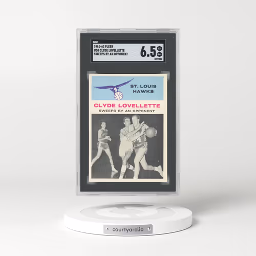 1961 Fleer #58 Clyde Lovellette - Sweeps By An Opponent (SGC 6.5 EX-MT+)