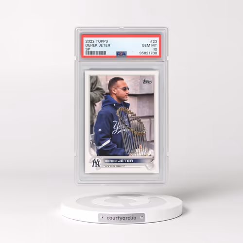 2022 Topps #23 Derek Jeter - SP (PSA 10 GEM MINT)