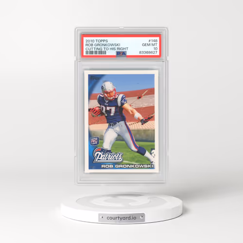 2010 Topps #148 Rob Gronkowski - Cutting to His Right (PSA 10 GEM MINT)